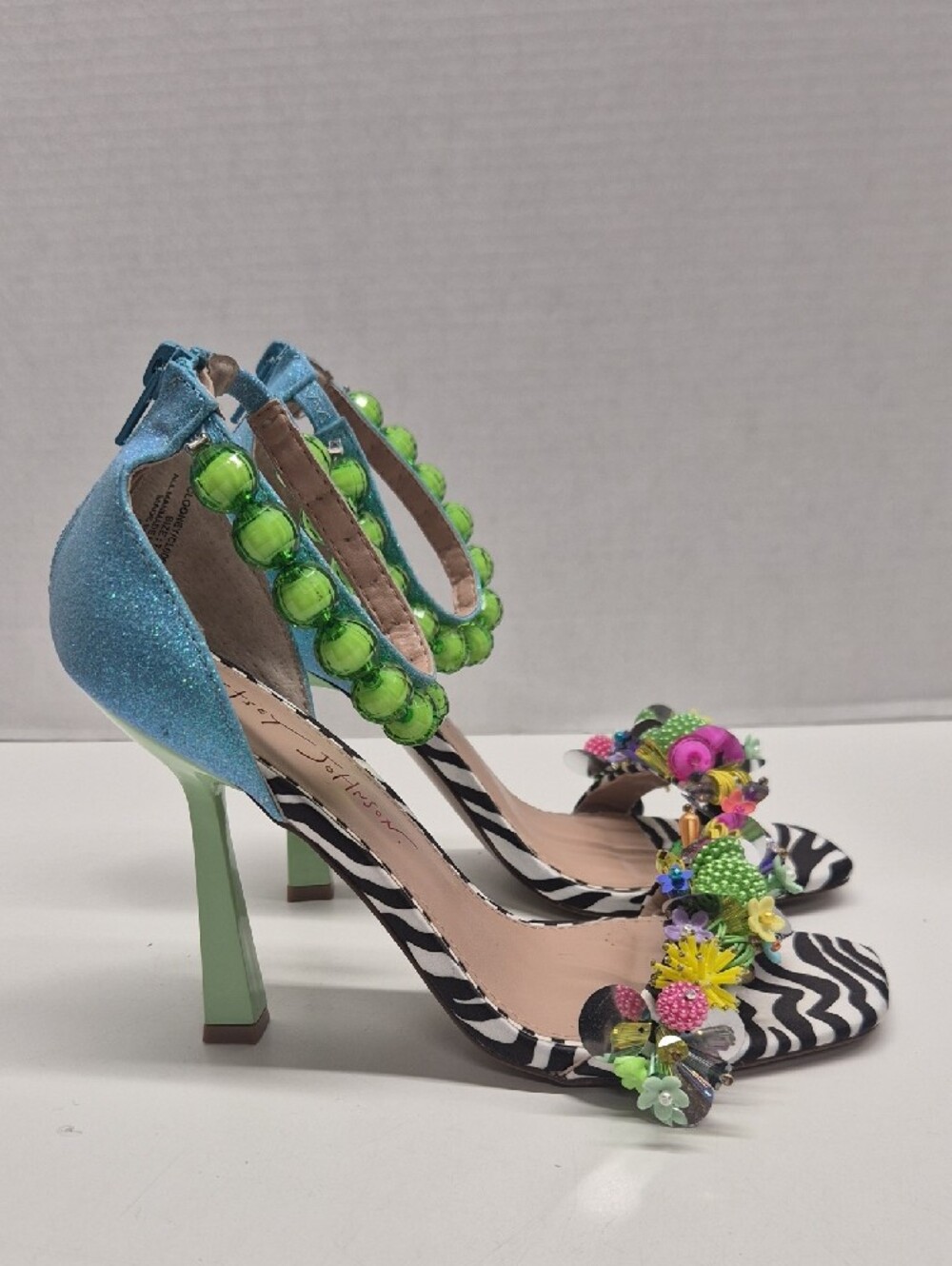 Betsey Johnson Clooney Beaded Embellished Pumps High Heels Floral Zebra Size 7